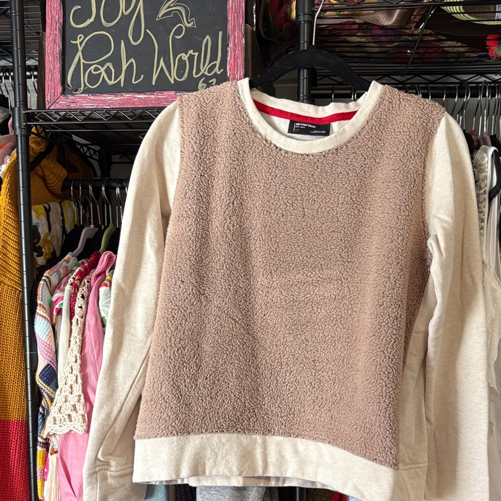 EUC Marmot Women's Beige and Brown Sherpa/ Sweatshirt